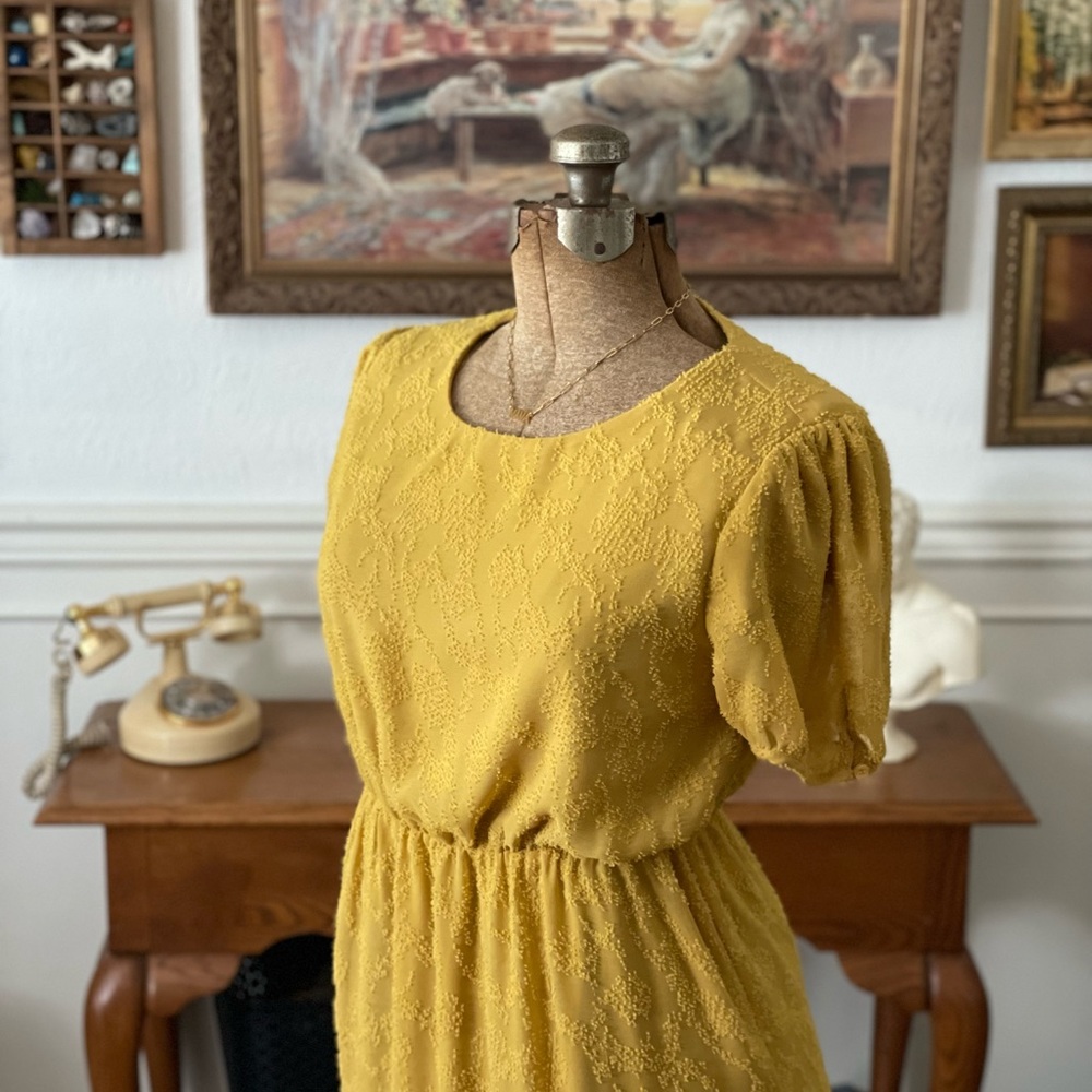 BUNDLED NWOT Boutique Small Mustard Piper & Scoot 3-Tiered Textiled Maxi Dress